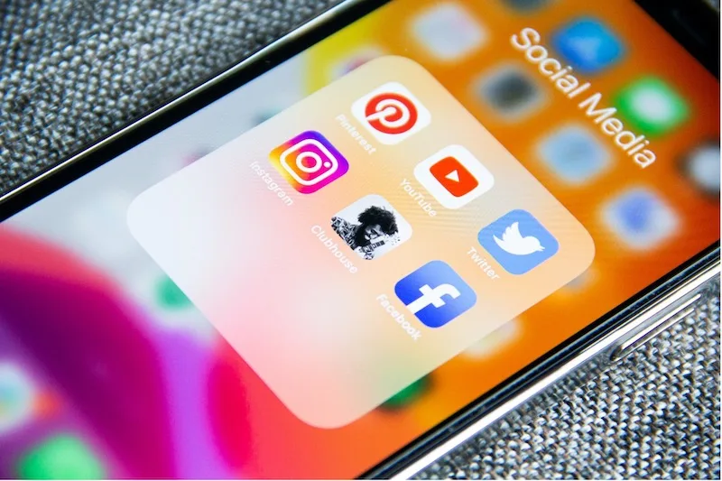 Challenges of social media regarding marketing