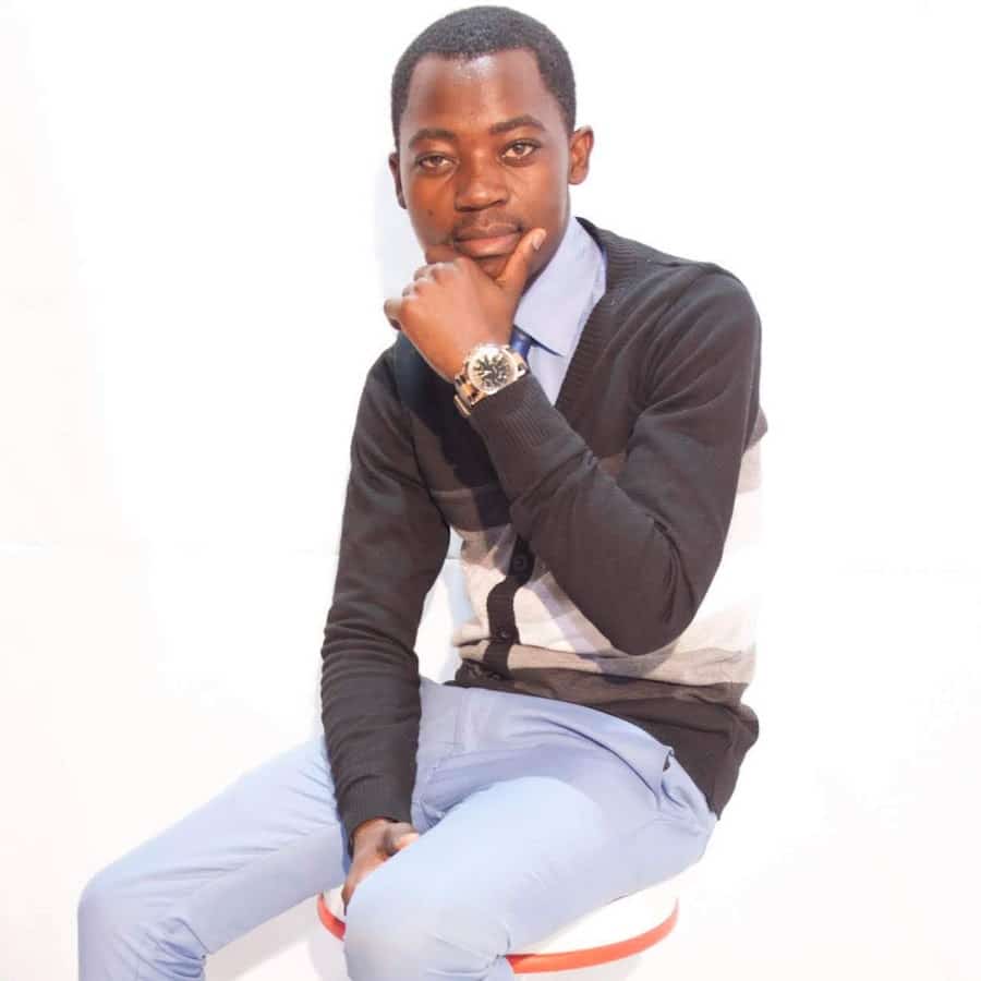 Gabriel-Mtetwa-BCom-Marketing-and-Management-Science-Graduate-Customer-Service-Representative-at-NetOne-Cellular