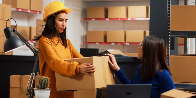Supply-chain-professional