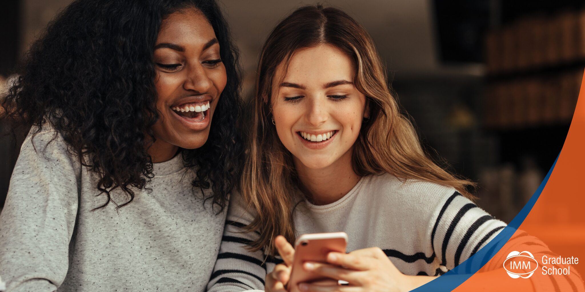 friends-sharing-content-on-mobile-devices
